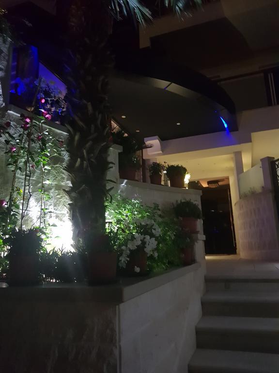 M宫公寓别墅酒店 布德瓦 外观 照片
